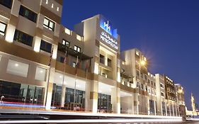 فندق متروبولتان دبي